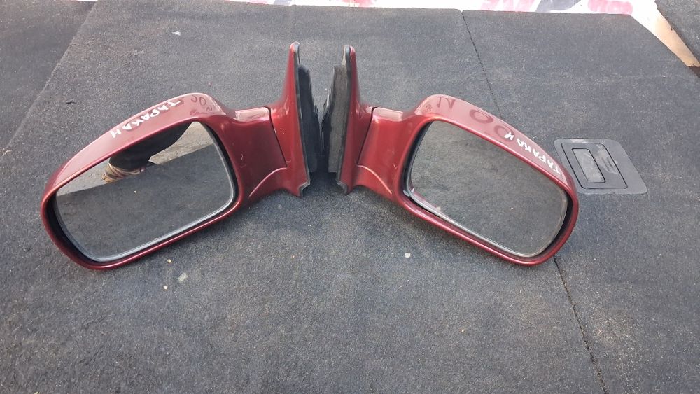 Дзеркало заднього виду праве  Hyundai Terracan 5 pin