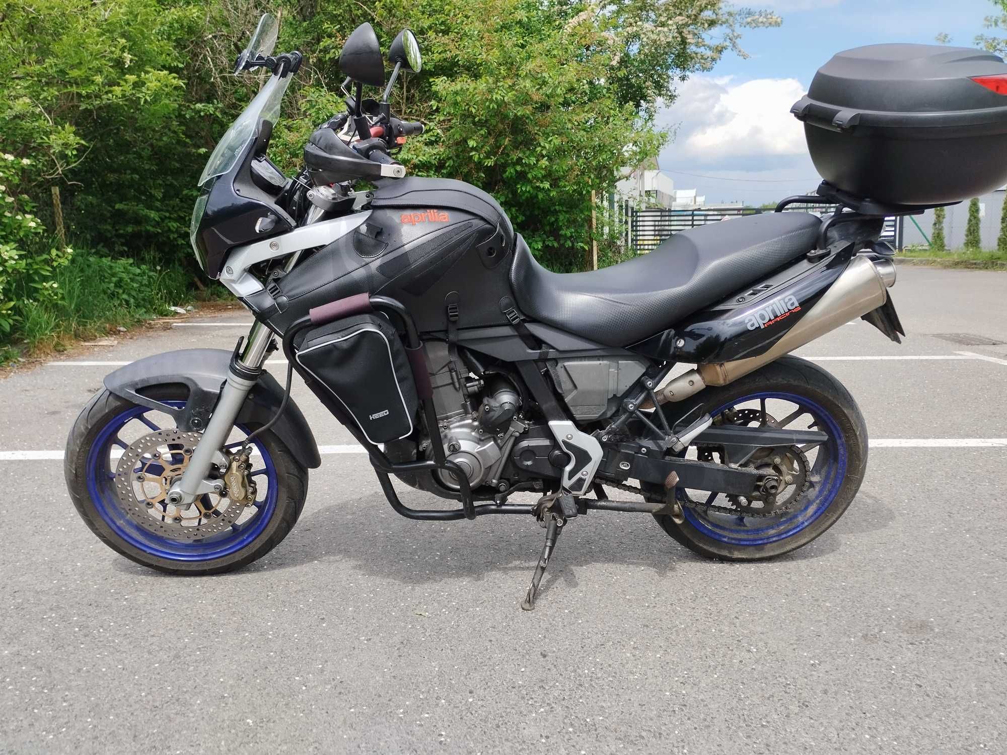 Aprilia Pegaso 660 strada na A2