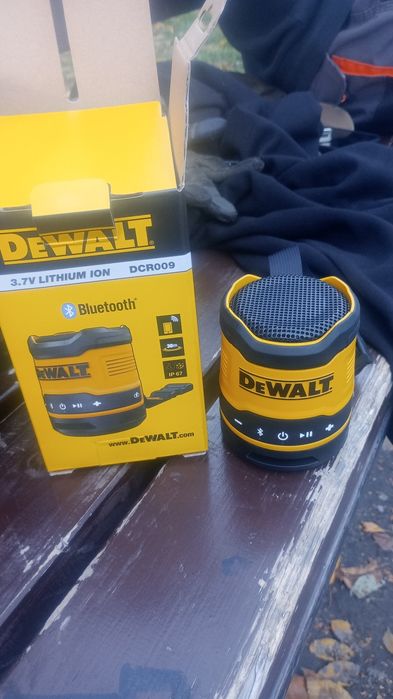 Głośnik bezprzewodowy DeWALT DCR009