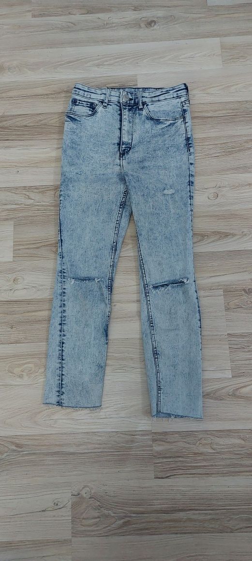 Spodnie dziewczęce jeansy H&M 134