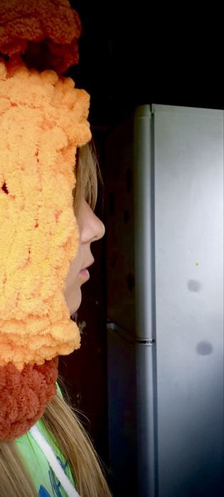 Вязаная шапка-капюшон с ушками ручной работы на 6-14 лет