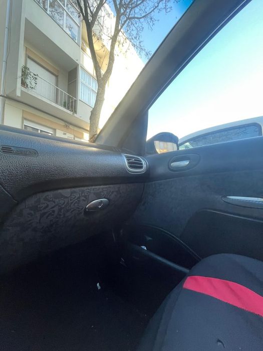 Peugeot 206 1.4 gasolina