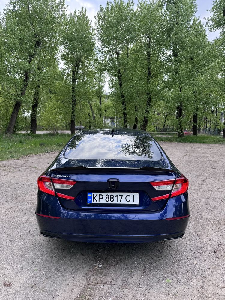 Honda Accord 2018 год