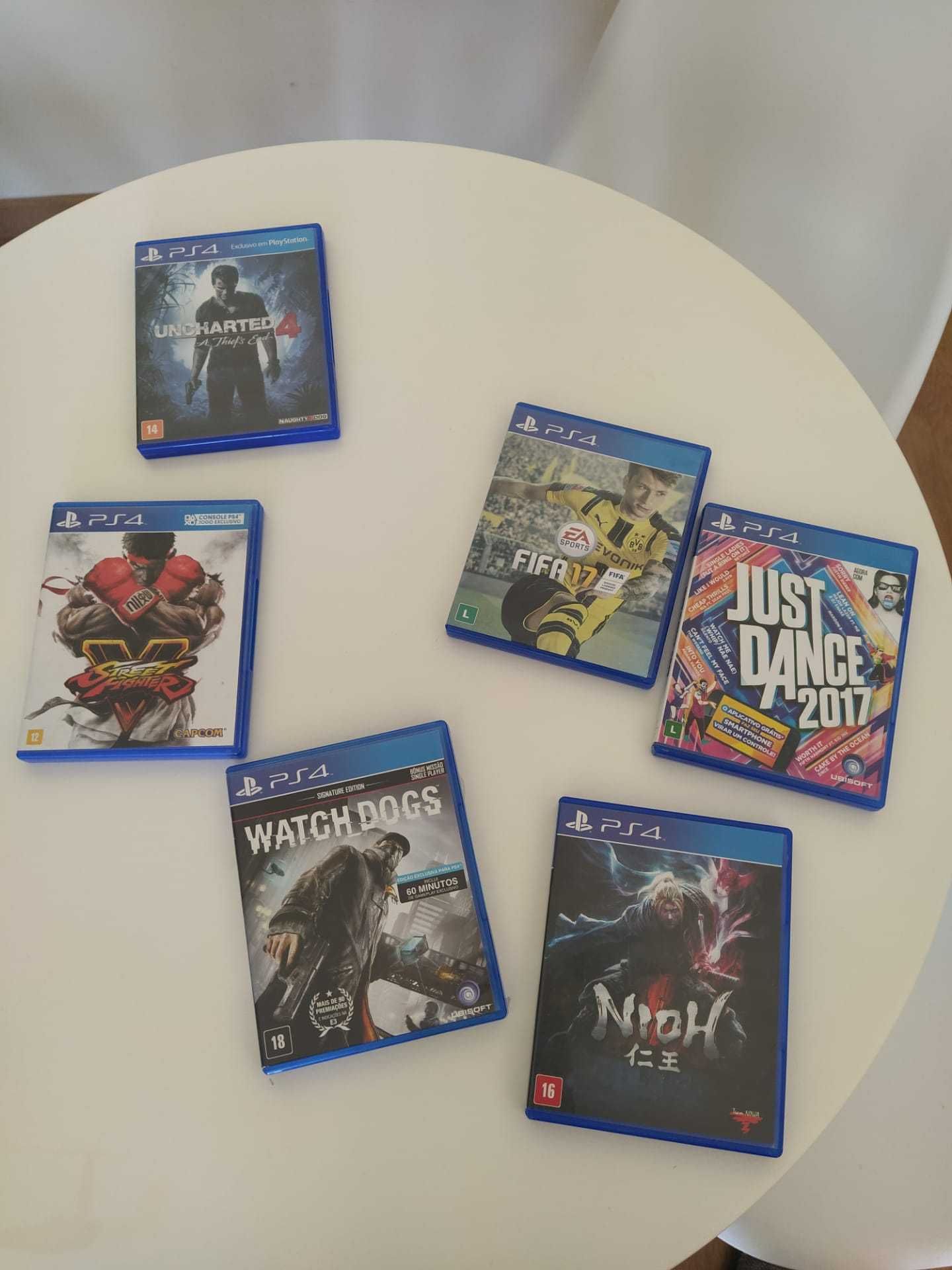 PS4 Slim +2 comandos + câmera VR + jogos