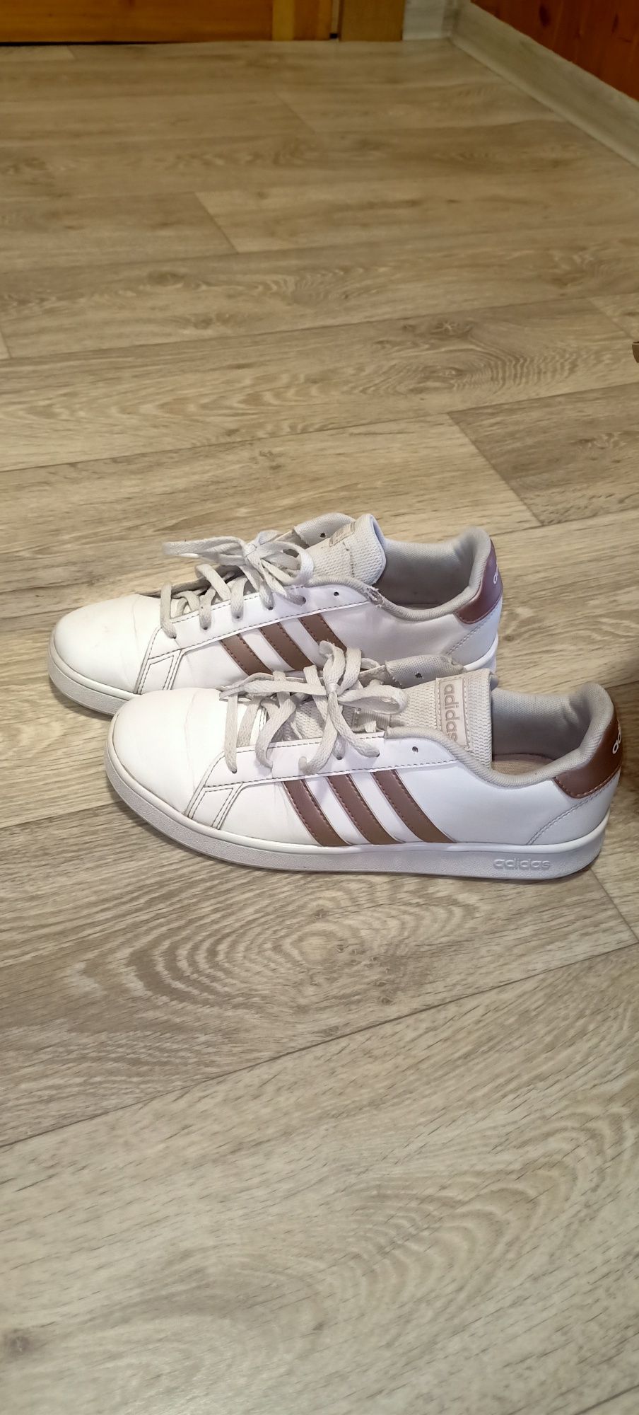 Buty adidas roz 40