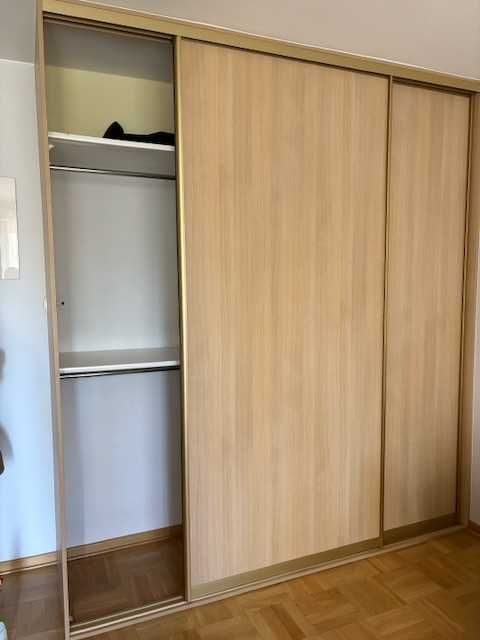 sprzedam piękną szafę typu komandor