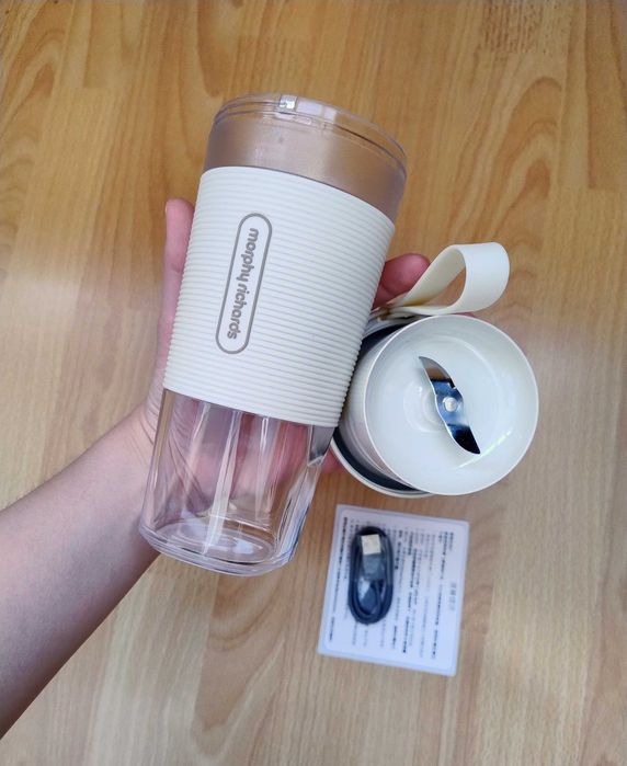 Фітнес-блендер Morphy Richards,білий