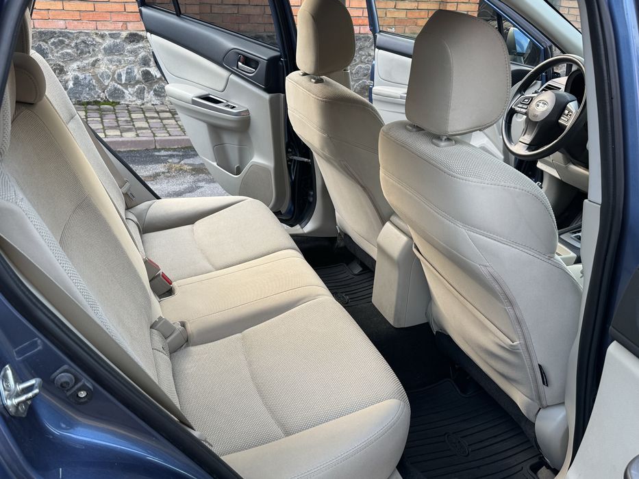 Subaru Crosstrek XV 2.0 4X4 AT бензин автомат 4WD CVT кросовер джип