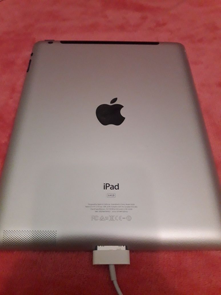 iPad 3  64GB WI-FI/3G/4G A1430