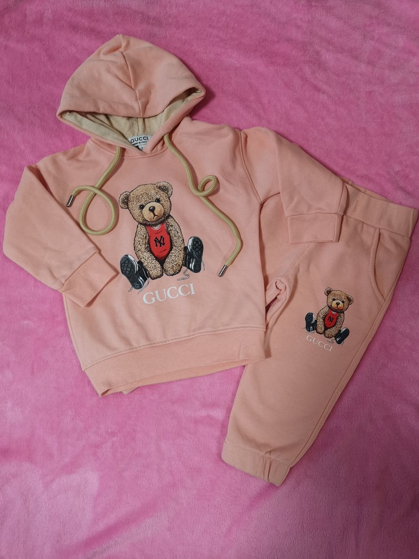 Dres Gucci dla dziewczynki