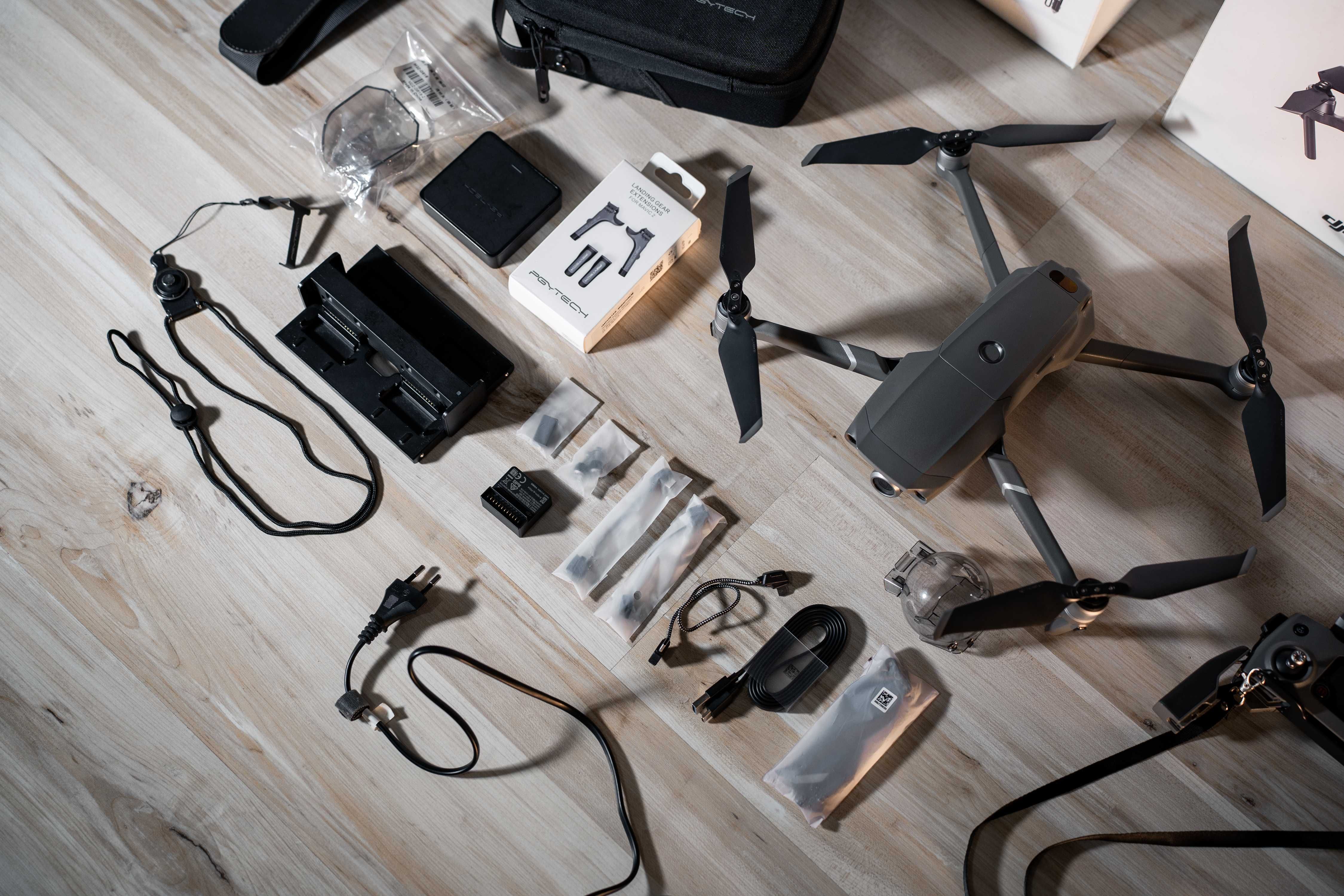 Dron DJI Mavic 2 Zoom Fly More Combo + 2 NOWE BATERIE + gratisy