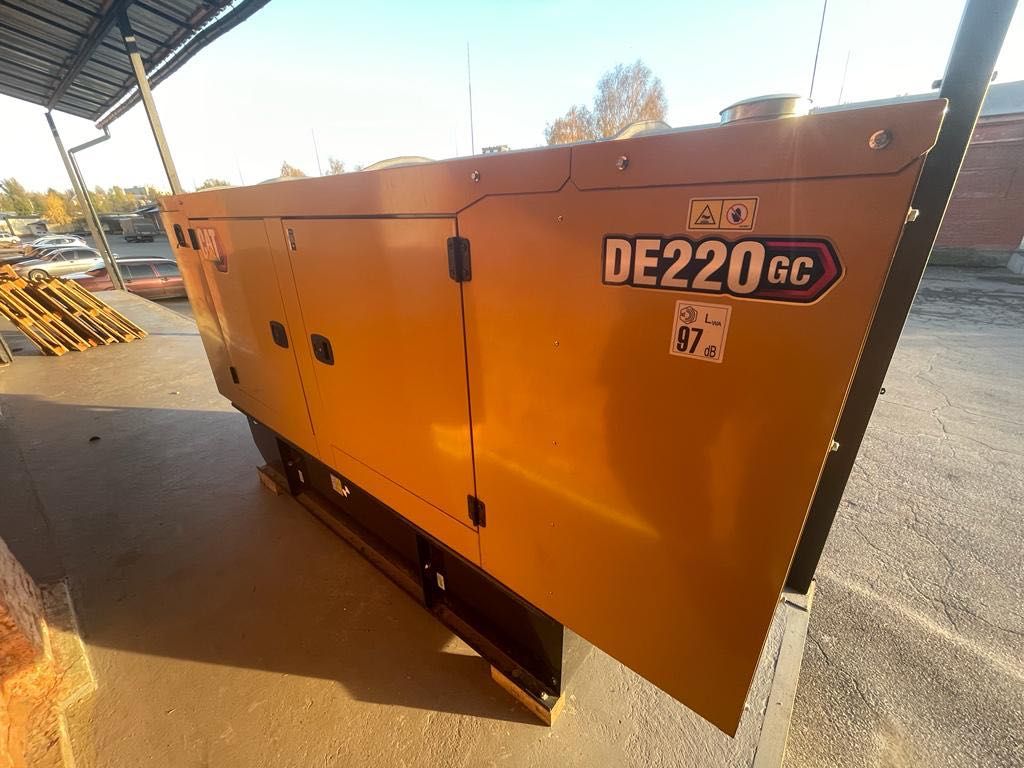 Дизельный генератор Caterpillar CAT DE220GC 220 кВА, 174 кВт НА СКЛАДЕ