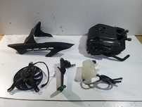 Kawasaki Z 900 stopka boczna osłona łańcucha zbiorniczek airbox