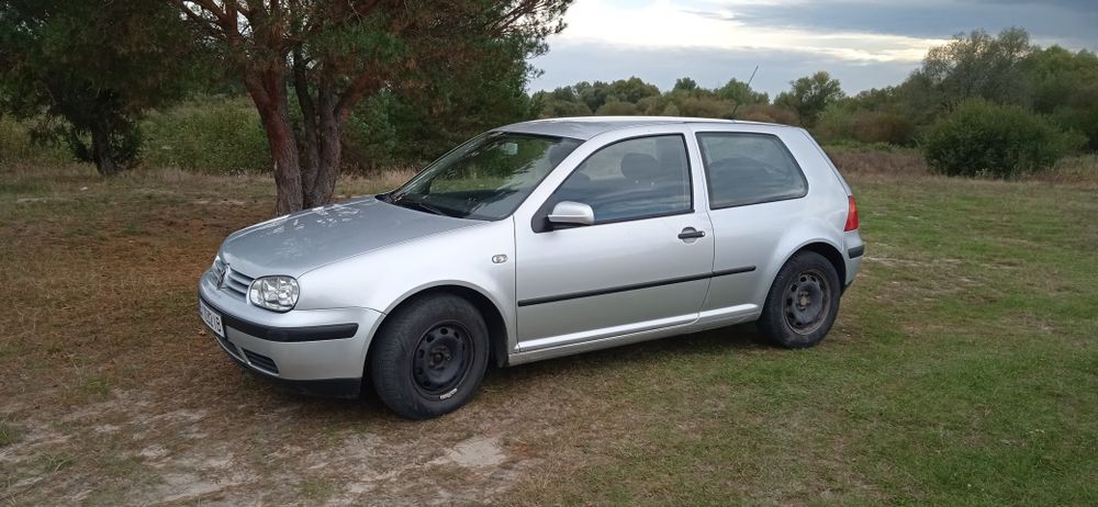WV Golf 4   1.4 бензин