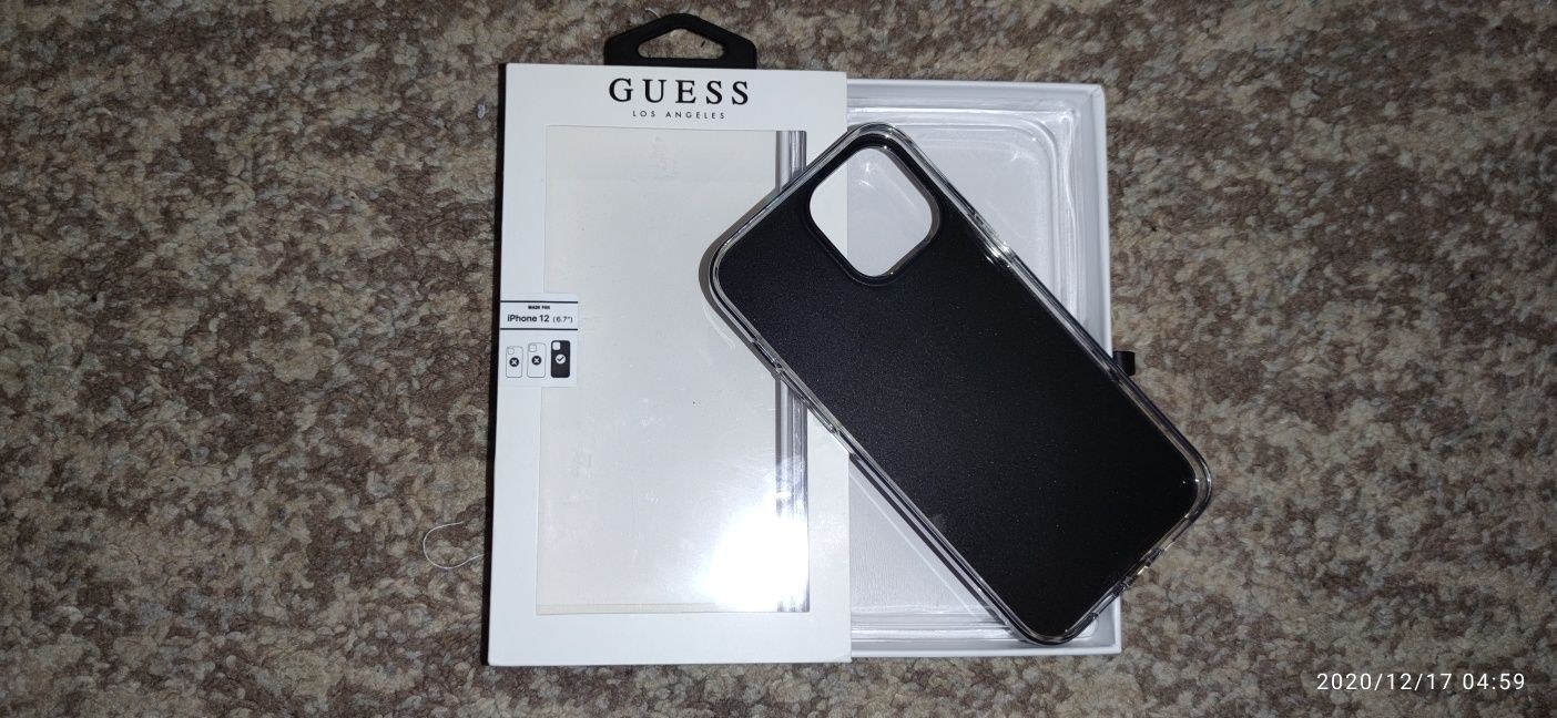 Etui iPhone 12 GUESS 6,7"