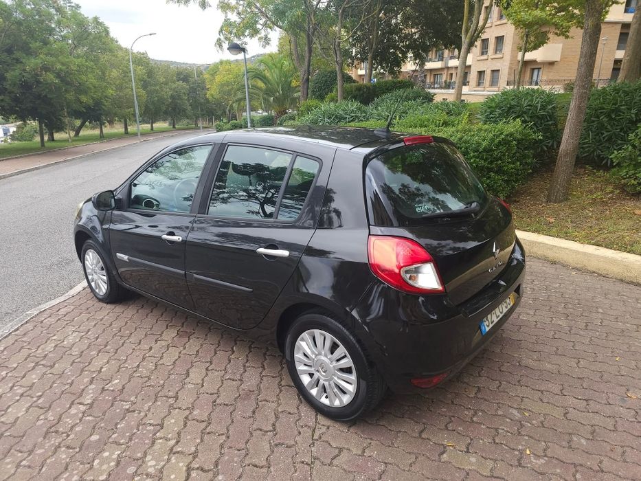 Renault Clio III 1.5DCi Dynamique S C/ Livro de revisões
