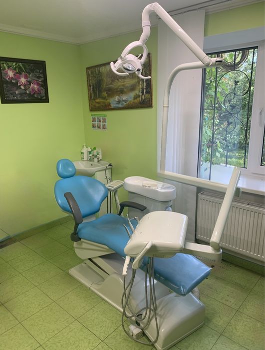 Стоматологічна установка, стоматологічне крісло