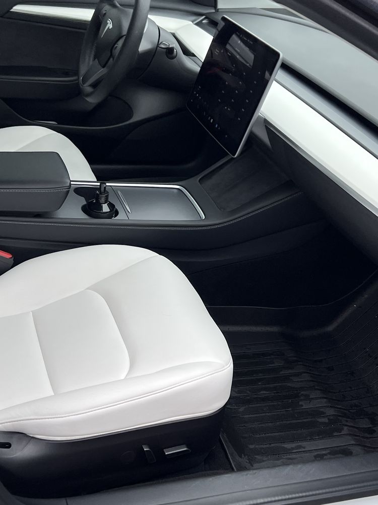 Продам Tesla 3 PERFORMANCE