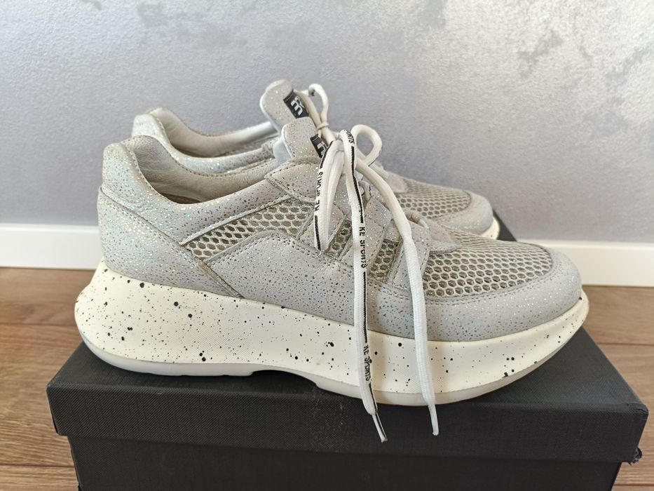 Sneakersy r.38 Venezia skóra naturalna ażurowe siatka srebrne
