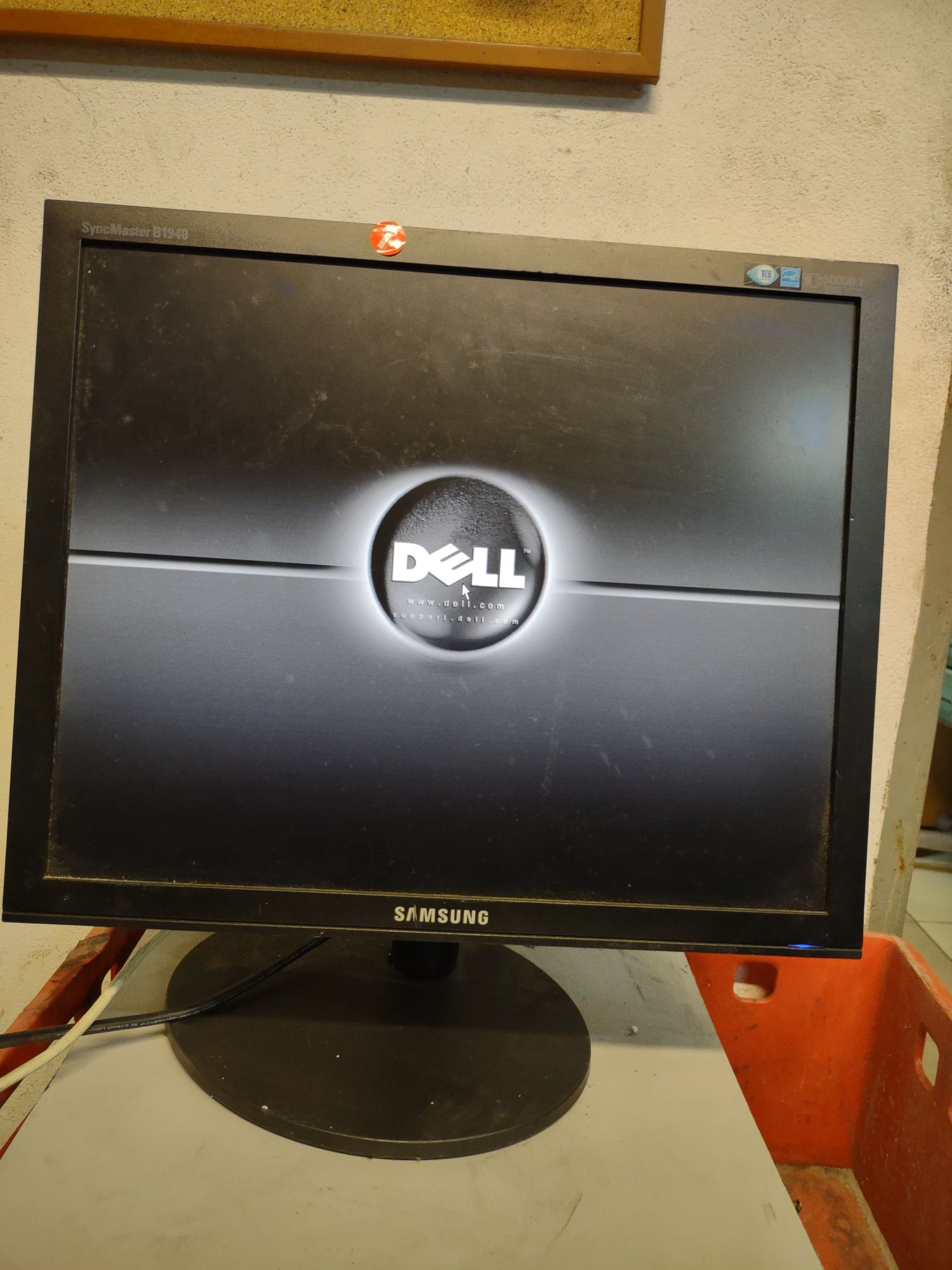 Monitor SAMSUNG 19" LS19C, używane, gwarancja