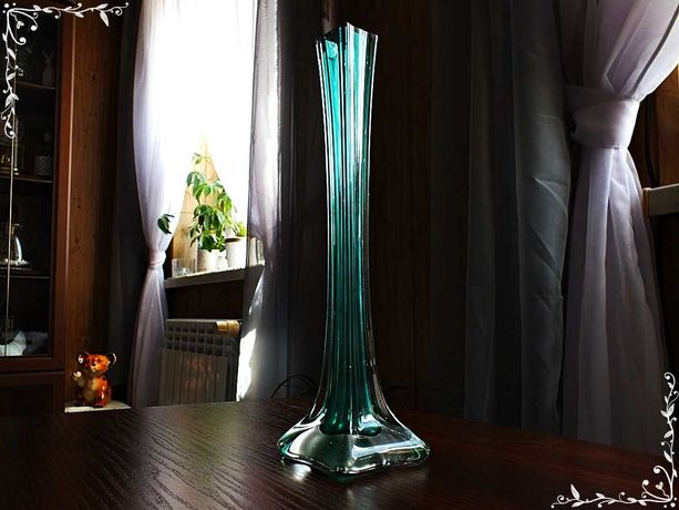 Stary wysoki wazon zielono turkusowe szkło lat 60-70 Piękny okaz z PRL
