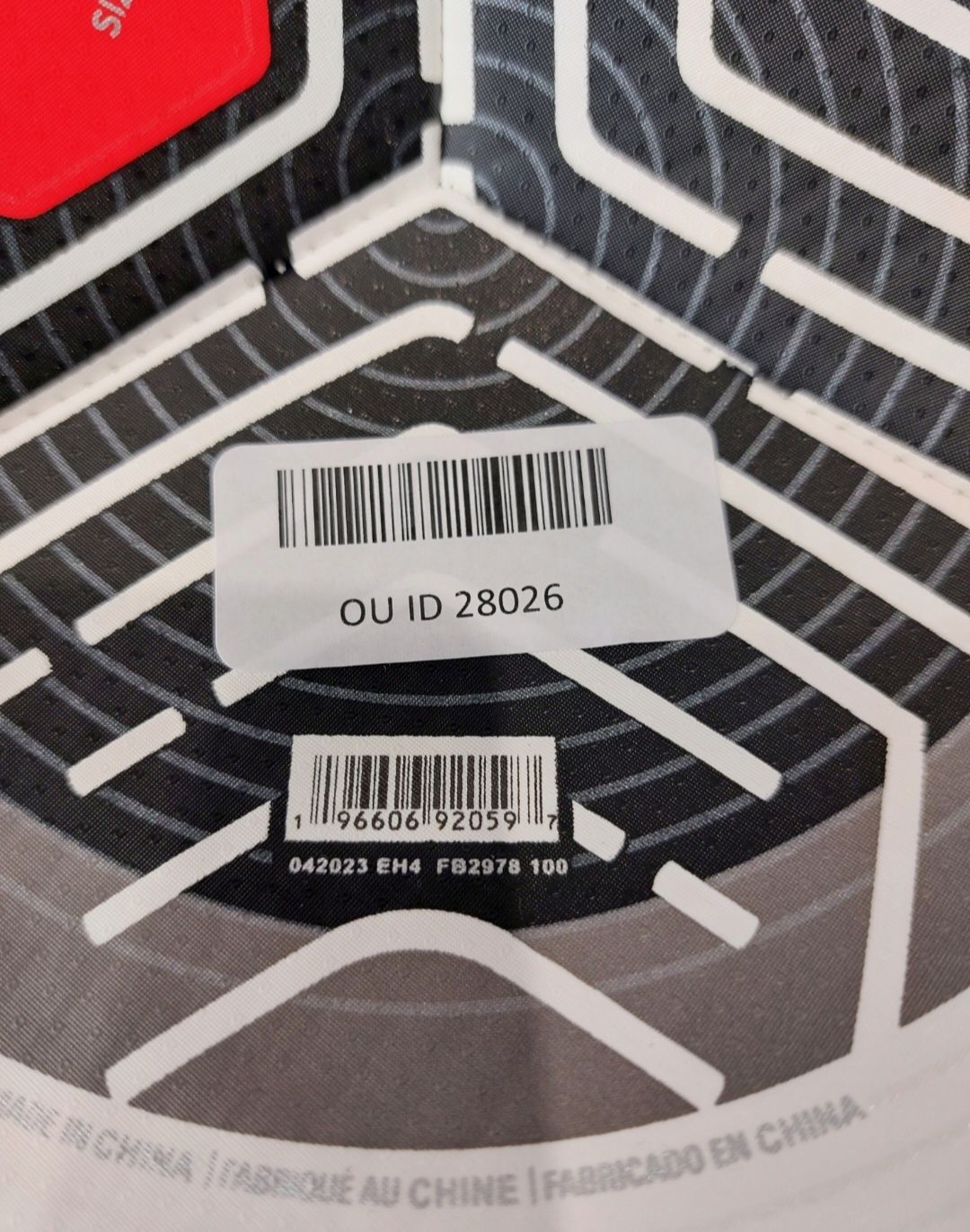 Piłka Nike Pitch FB2978- model 100 Piłka nożna