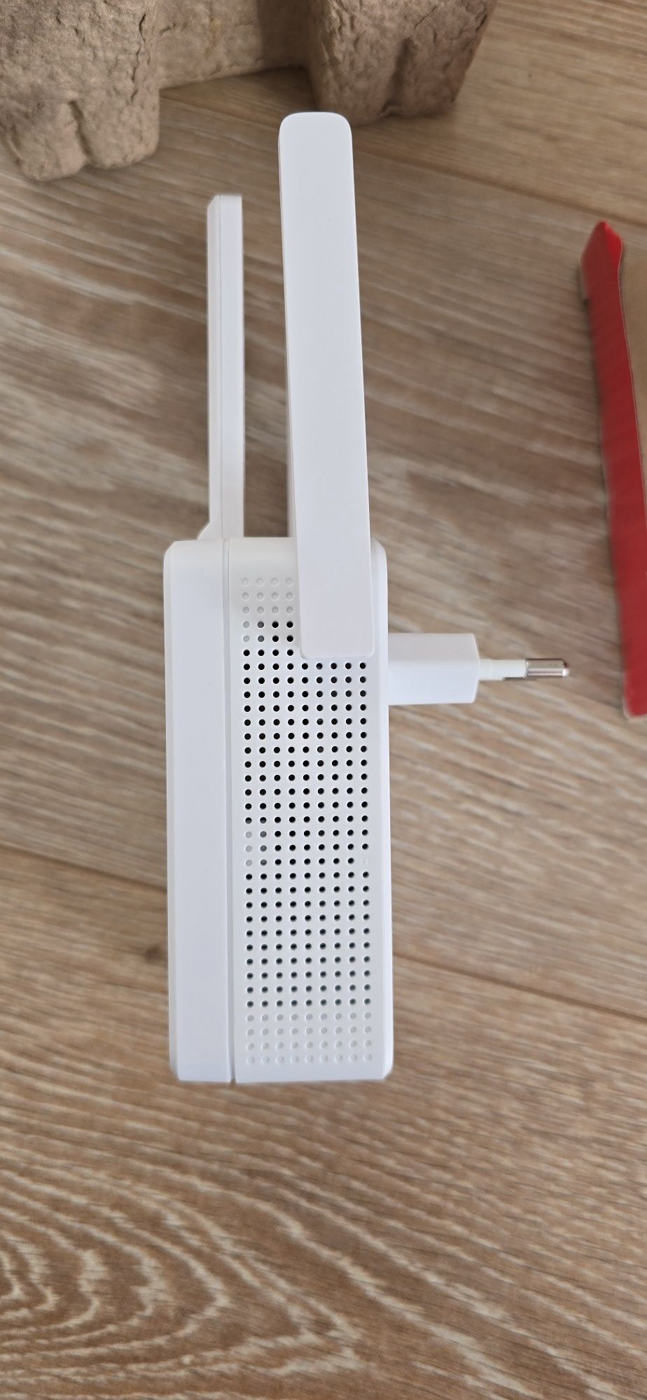 Усилитель ретранслятор репитер WiFi Mercusys MW300RE 300Mbps