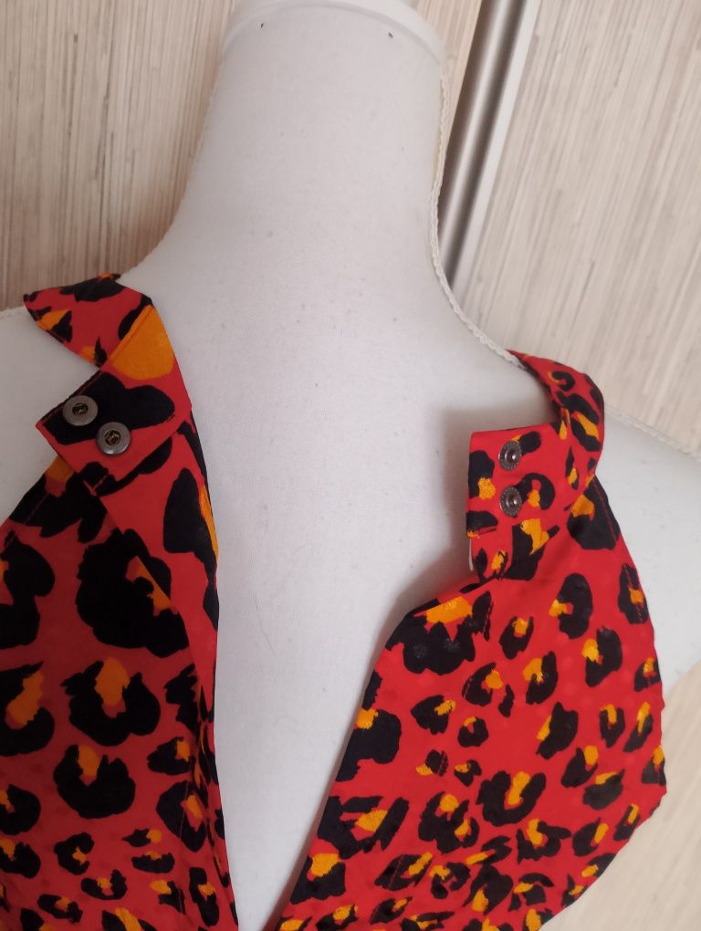 Top w zwierzęcy print Gestuz r.34
