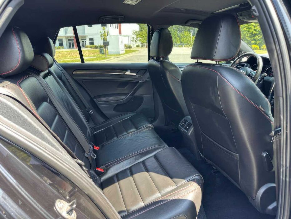 Volkswagen Golf GTI S      2016