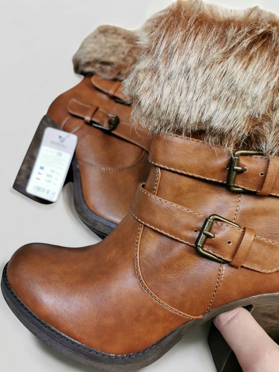 Botki Na Obcasie Camel Klamry Ocieplane Futerko Boho Retro Nowe 38