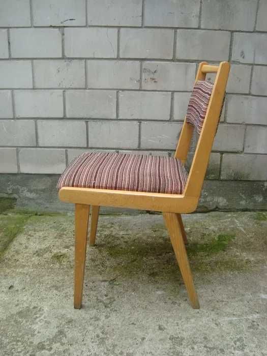 Krzesło bukowe z czasów PRL
