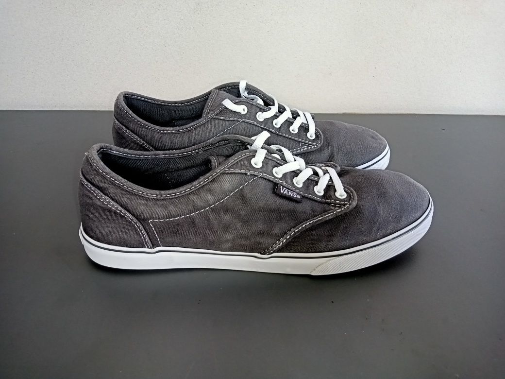 Vans nr 40--25.5 cm