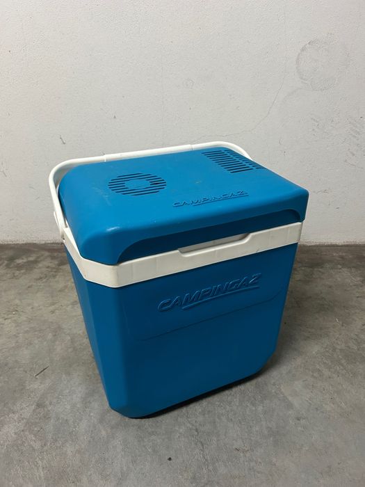 Caixa Térmica - Geleira - isqueiro 12v