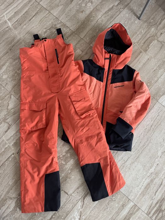 Kombinezon narciarski / komplet / PeakPerformance / rozmiar 140