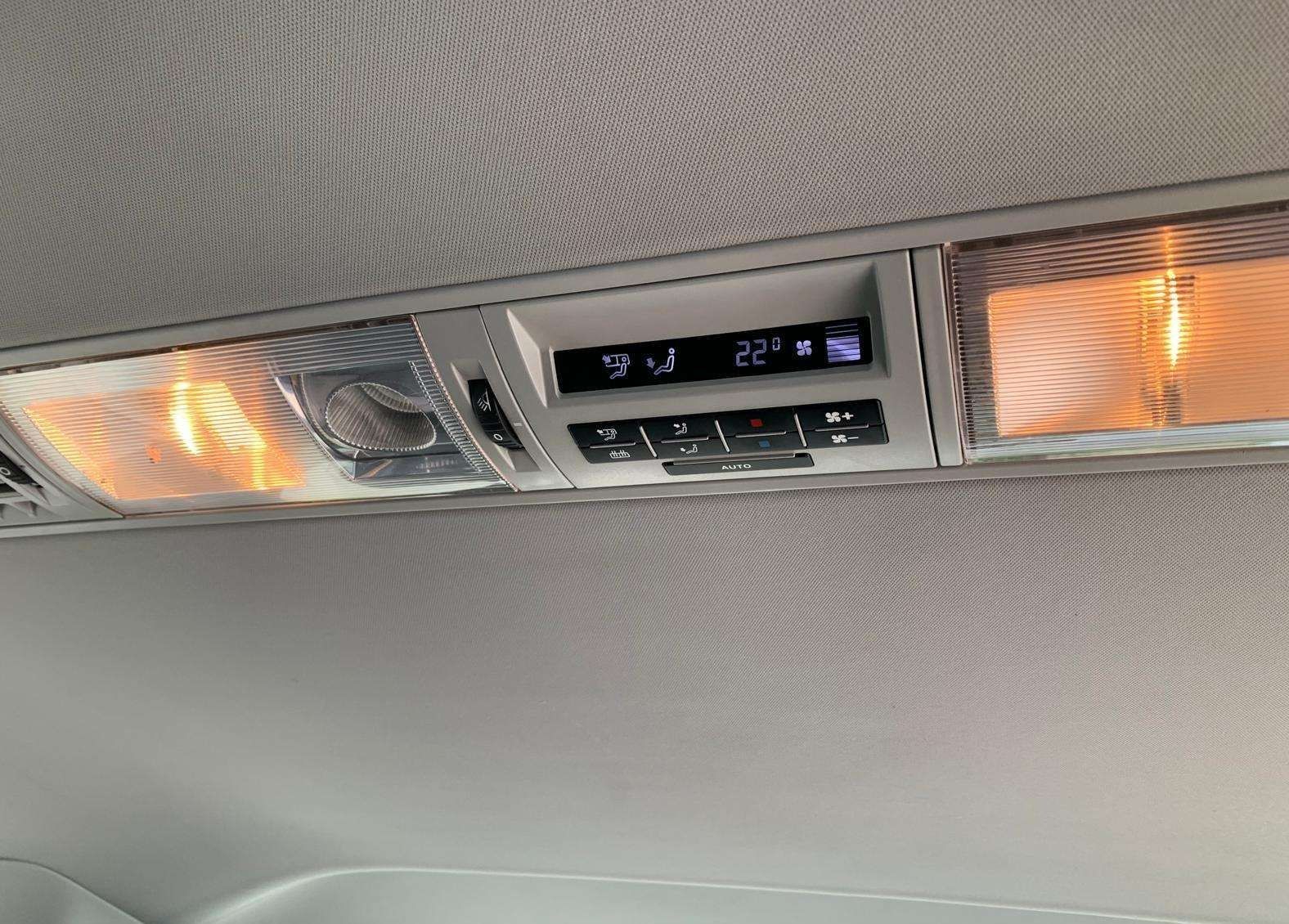 Volkswagen Caravelle 2016