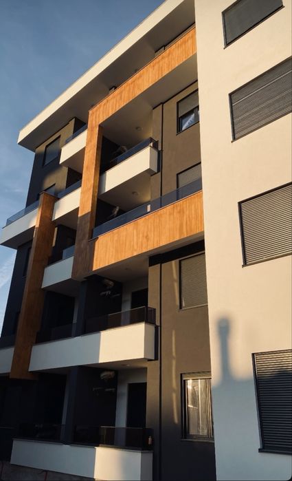 Продаж квартир з якісним ремонтом на березі моря в Чорногоріі