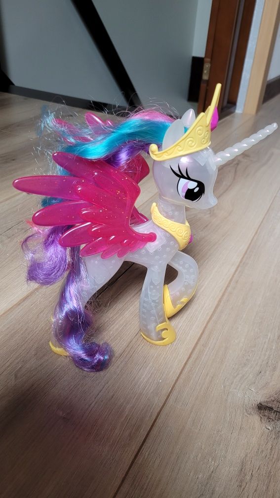 Kucyk pony celestia zmienia kolory