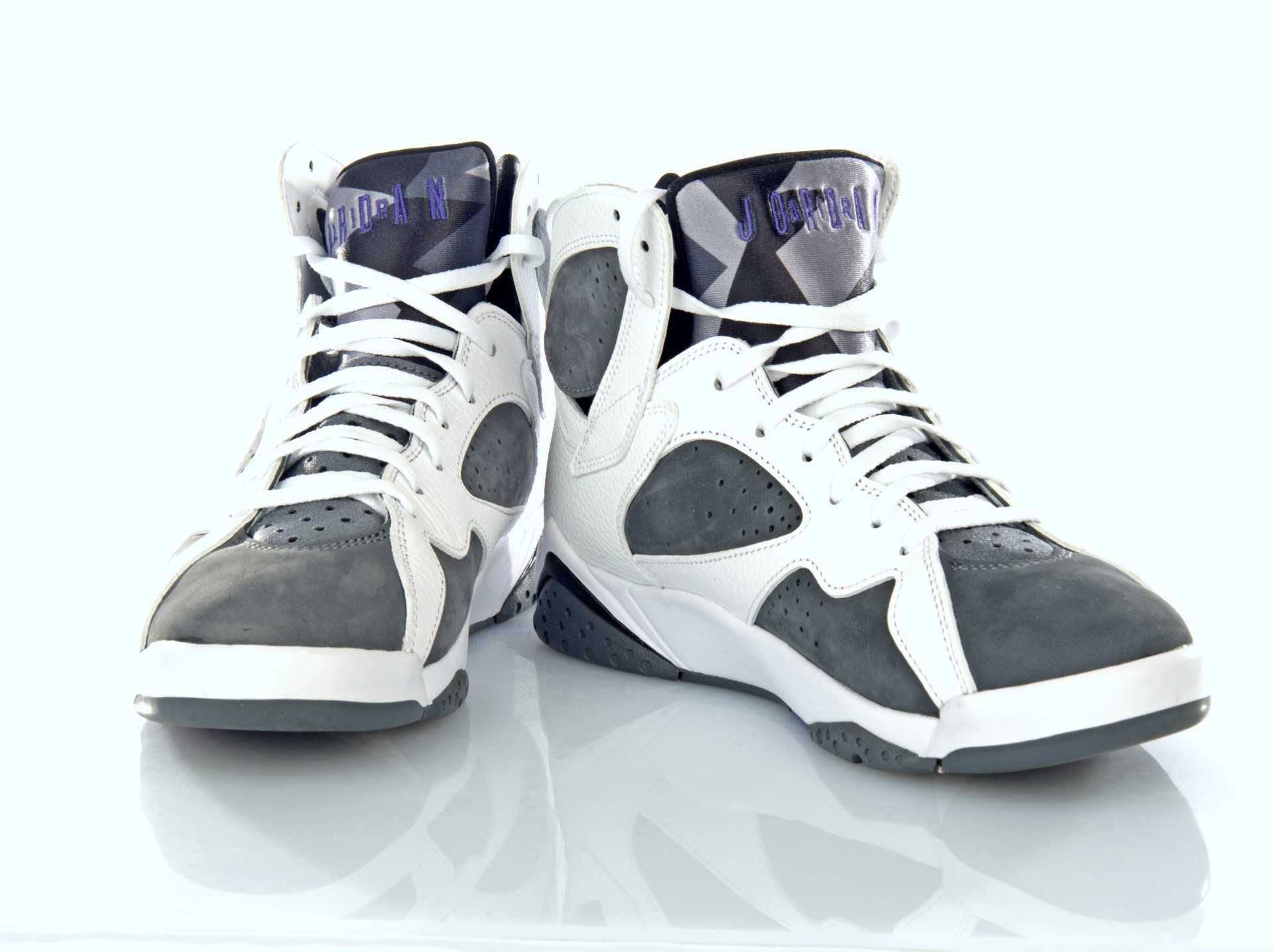 Air Jordan 7 Retro "Flint" White/Varsity Purple rozm. 42