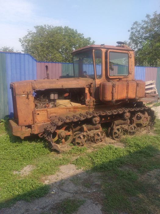 Трактор дт-75  по запчастям