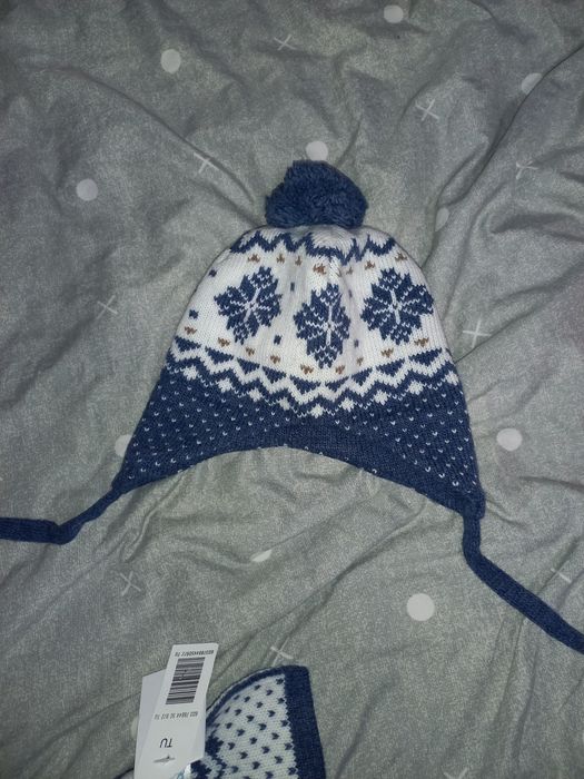 Набір шапка +шарф, нрвий, акріл:шерсть 75:25,