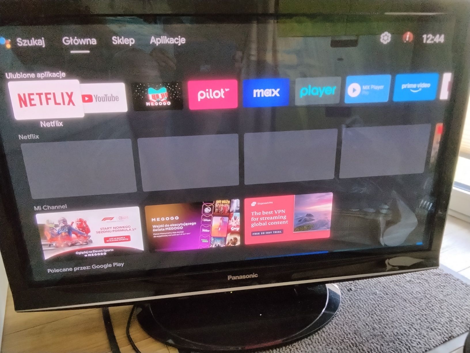 Plazma Panasonic TX P42G10E z mi box 3 gen.