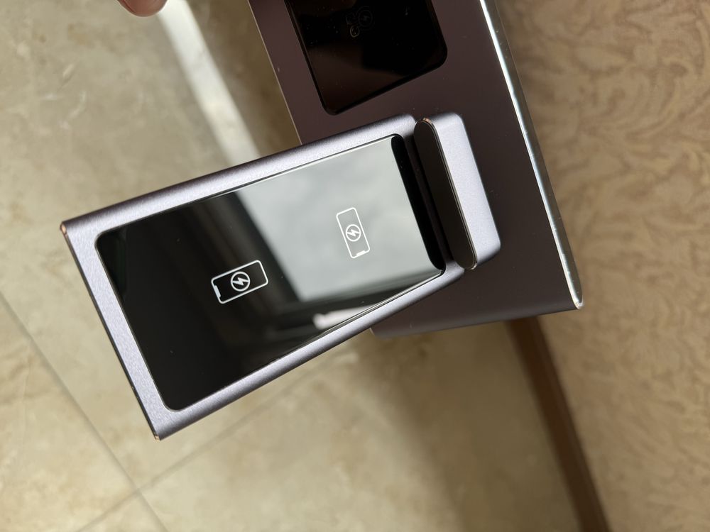 Безпровідна зарядка Prestigio Revolt A7 Black