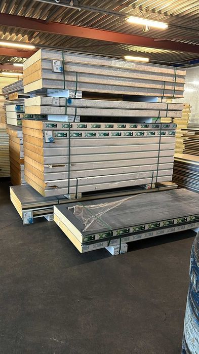Płyta obornicka PIR, 2x blacha NOWA II gatunek outlet import Holandia