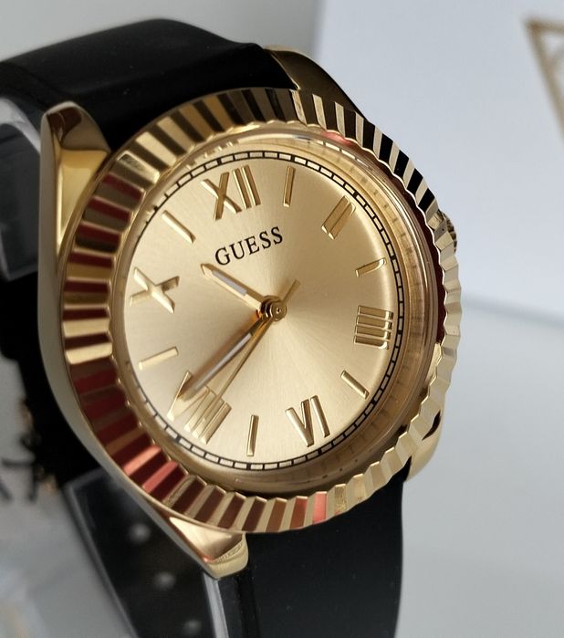 Жіночий годинник Guess Lady Mini Luna