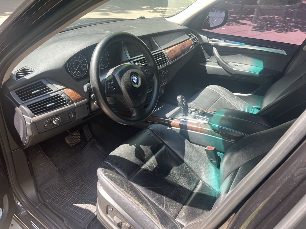 BMW X5 e70 2010 3 литра газ
