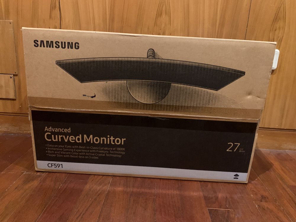 Monitor SamsungCF591, curved