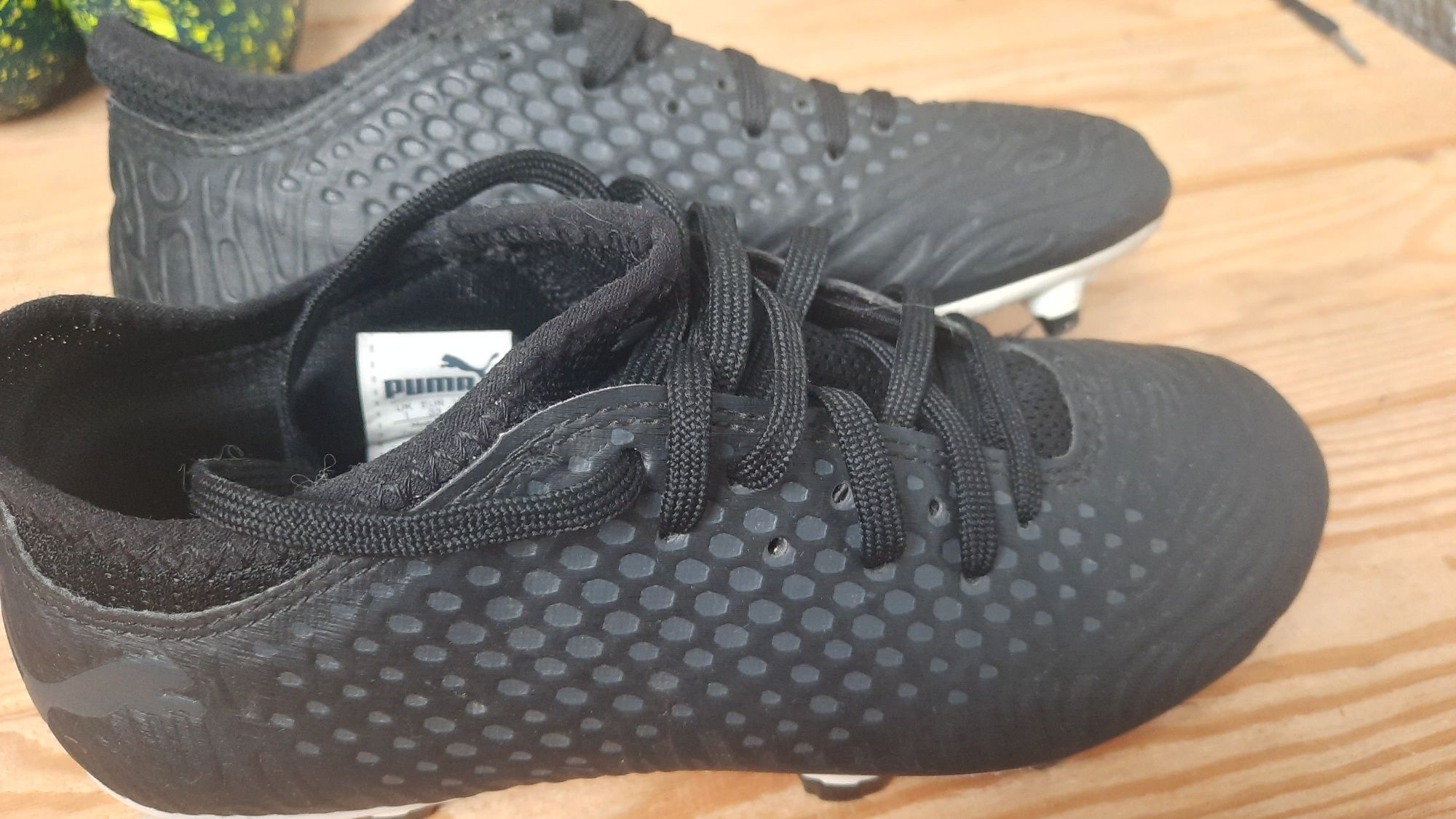 Продам бутси  NiKE з носком ,puma,,Sondico