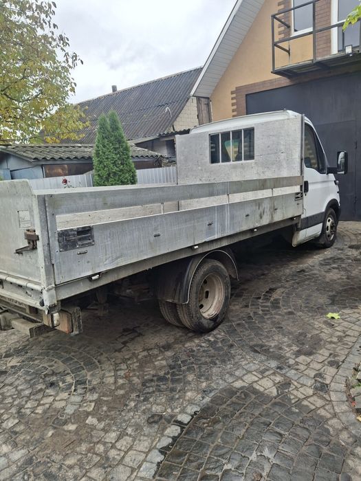 Вантажні перевезення до 3 тонни