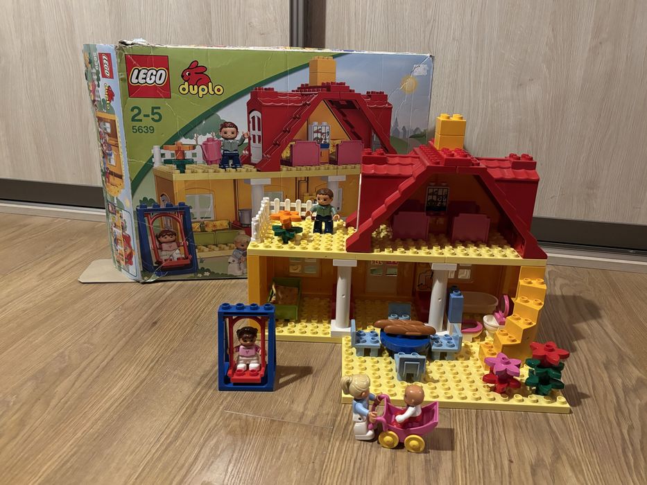 Lego Ville Duplo domek dla calej rodzinki 3 w 1 plus zestaw figurek