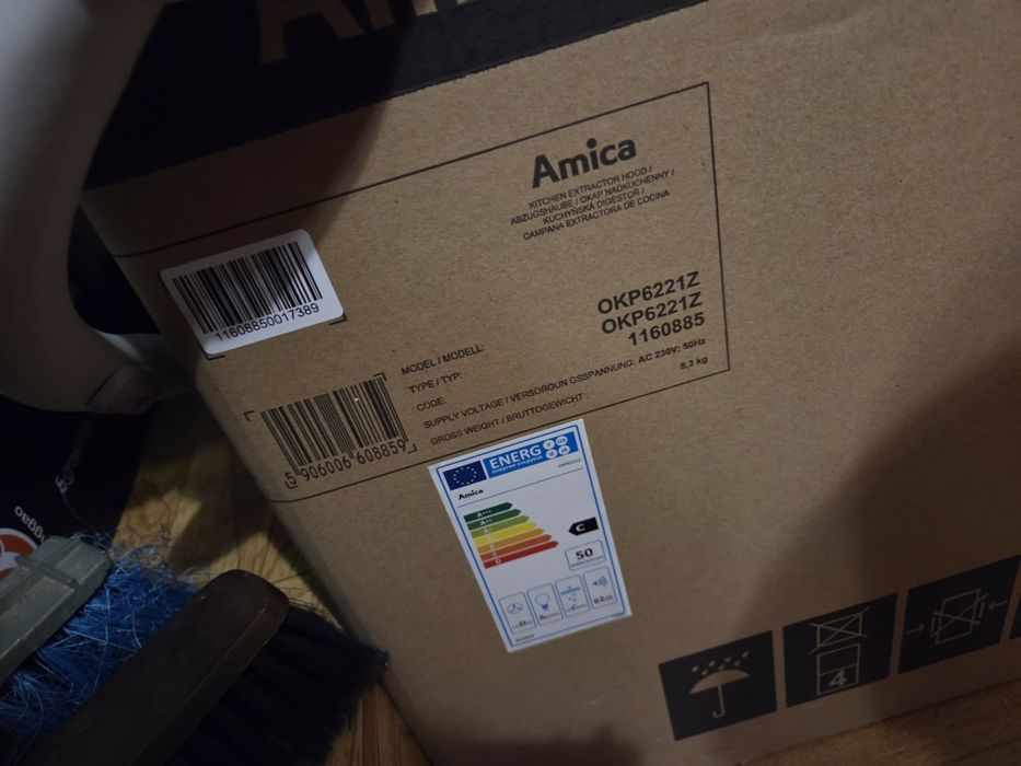 Okap kominowy przyścienny Amica OKP6221Z 60cm 388 m³/h 58-65 dB LED Sr